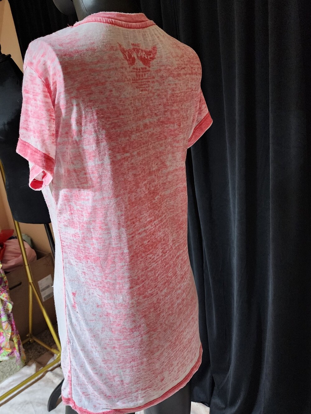 Sriracha Hot Chili Sauce Rooster Graphic Tee Pink Burnout Y2K Grunge XL - Picture 9 of 11